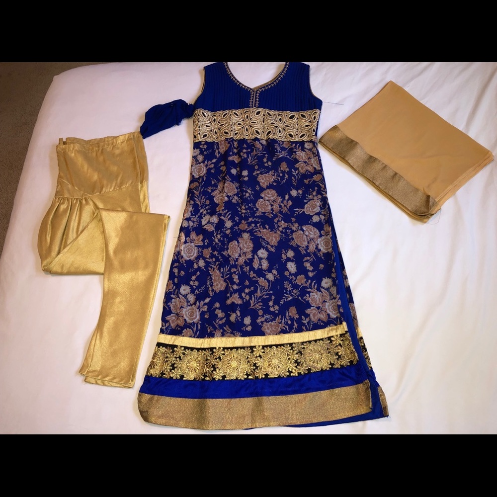 Churidar Three Piece